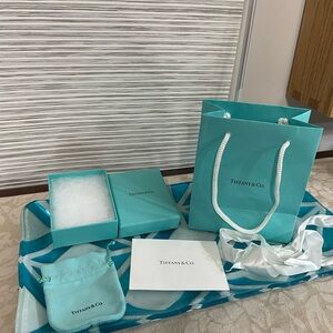Tiffany box & pouch